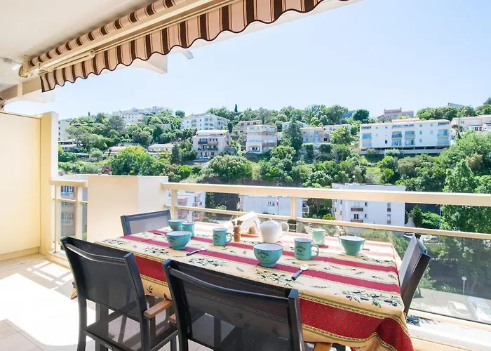 4 étoiles, Piscine, Parking, Wifi *