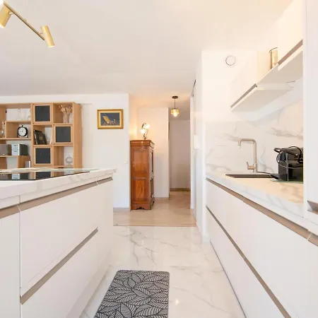 4 Etoiles, Piscine, Parking, Wifi Lejlighed